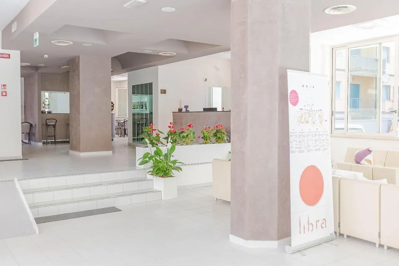***  Hotel Confort Rimini Olaszország