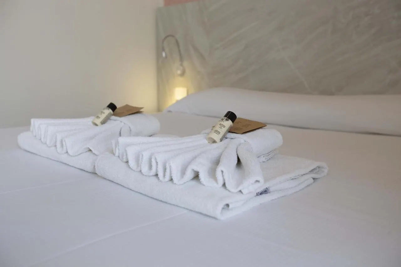 Hotel Confort Rimini 3*,